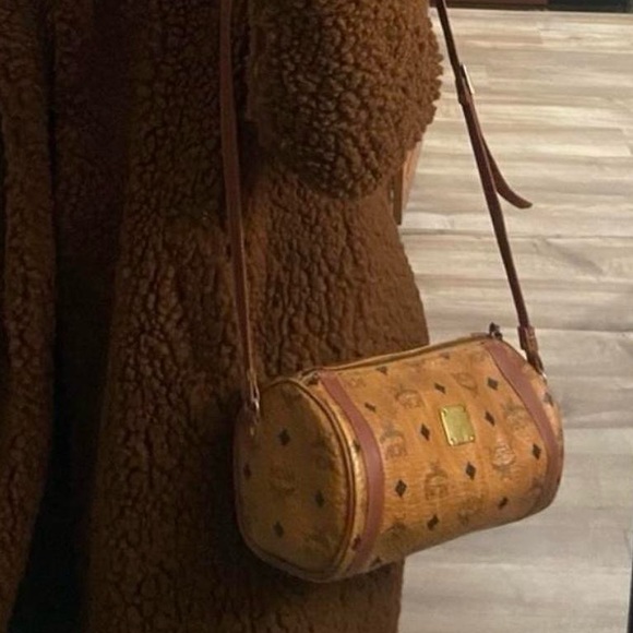 Sold 🎉 MCM Crossbody - Picture 6 of 6